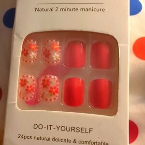 Red manicure nails kit